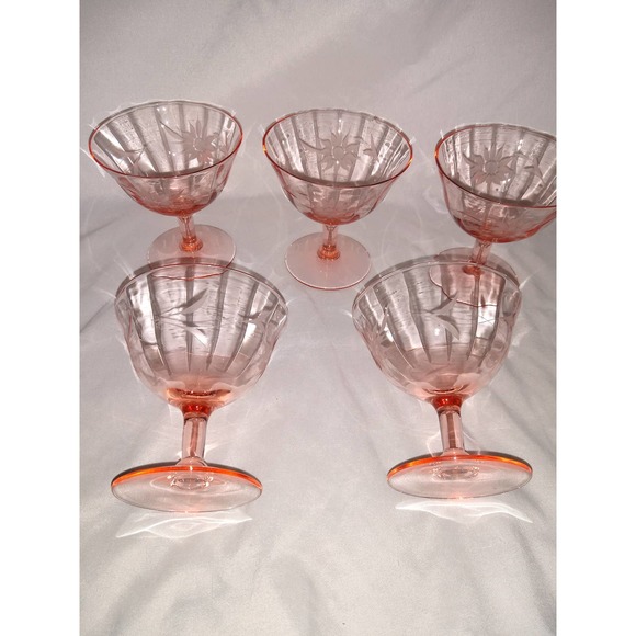 Pink depression glass sherbet flower etched stemware glasses (set of 5) - Picture 3 of 8